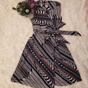 Anne Klein nautical wrap dress w/pockets- size 4